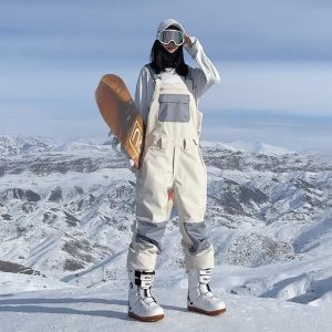 Détails et caractéristiques de la salopette de ski femme ou homme blanche