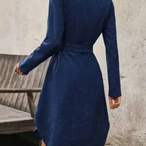 Robe salopette bleu à velours côtelé de dos