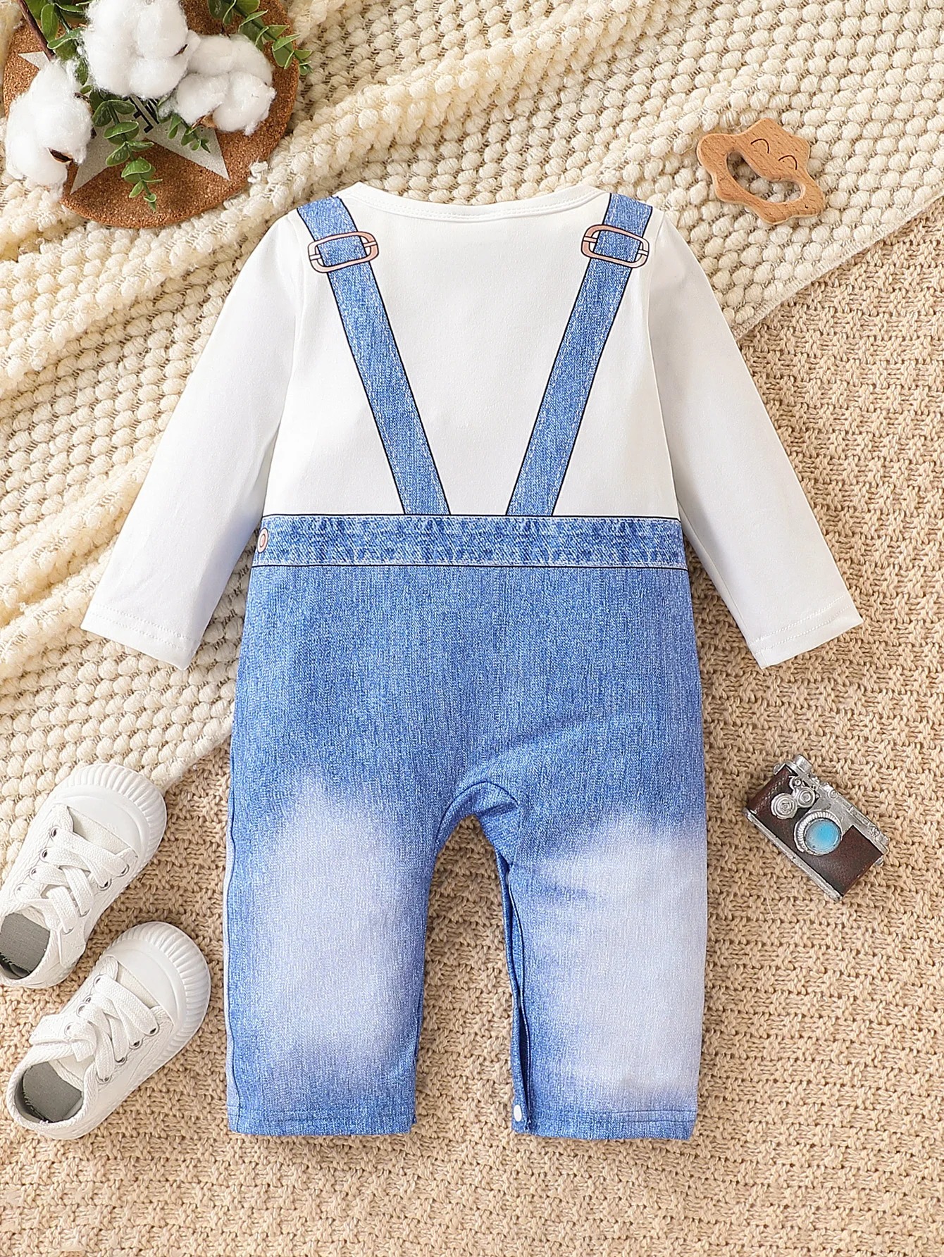 salopette bebe bleue look jean de dos