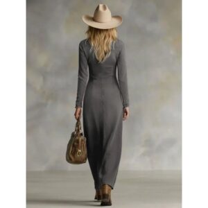 robe salopette en jean fendue noire de dos