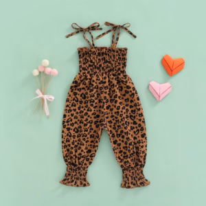 salopette leopard fille foncé détail bretelles