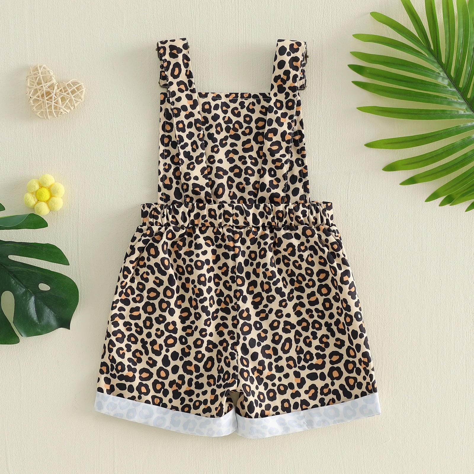Salopette leopard short enfant assortie
