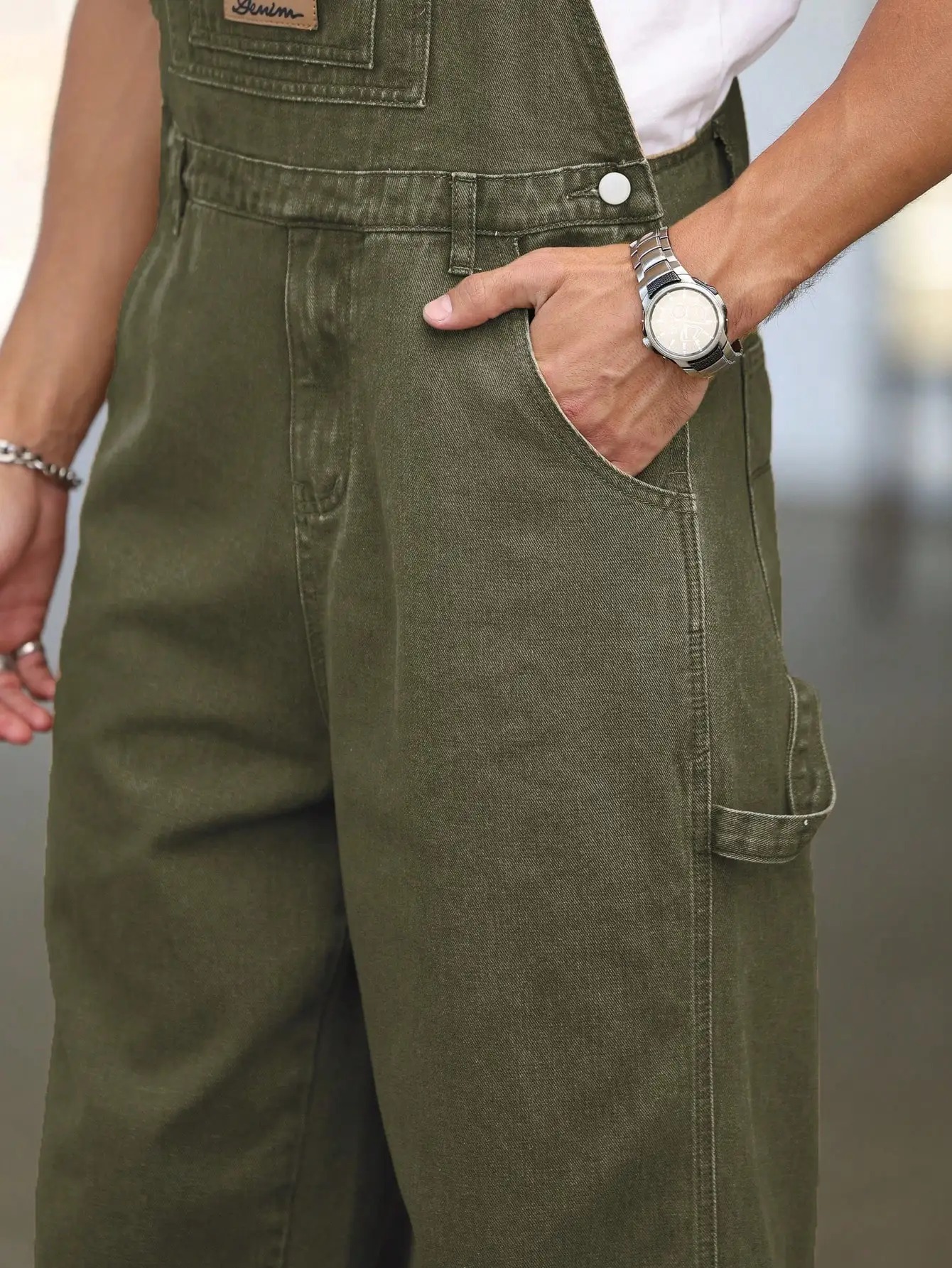 salopette jean large homme vert détail poches