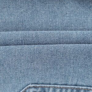 salopette short homme déchiré détail tissu